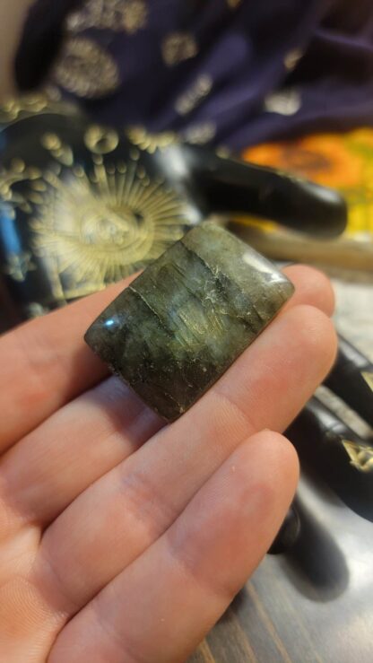 Labradorite Stone - Image 2